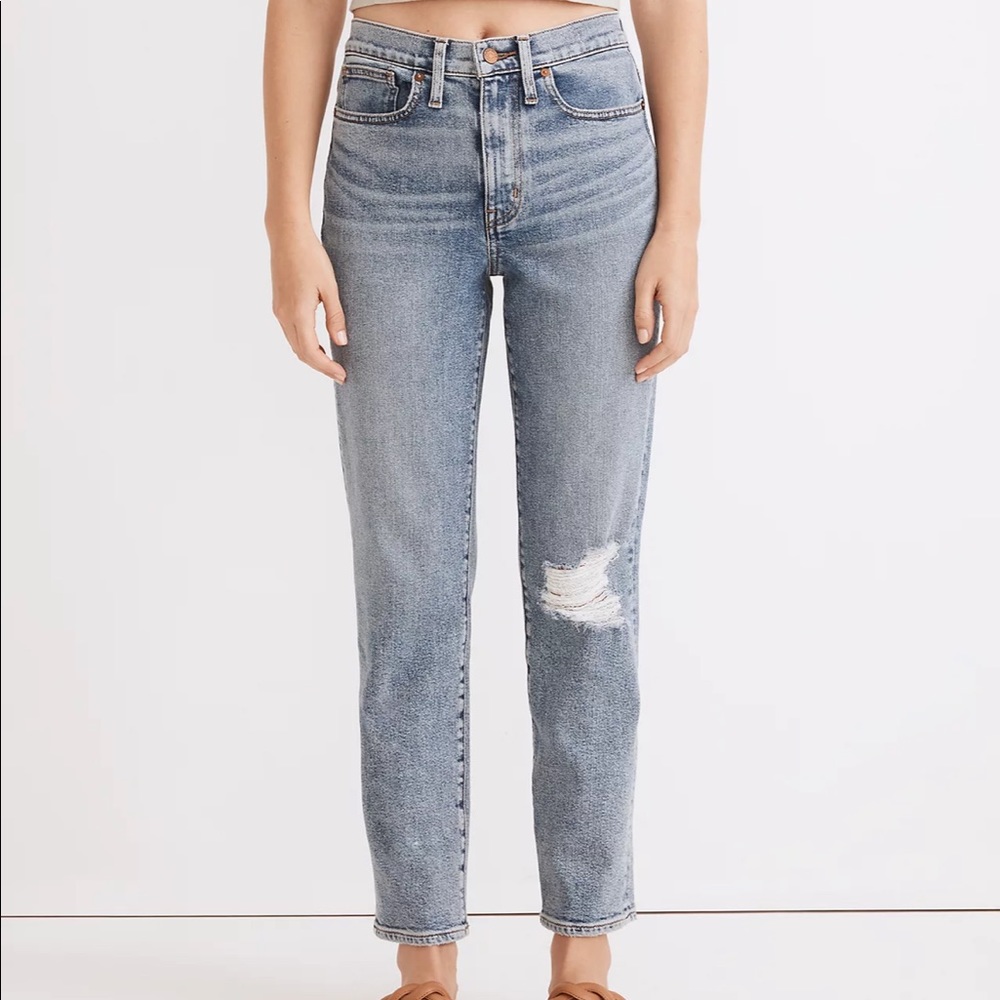 Madewell Denim The Girljean in Berryton Wash: Distressed Edition